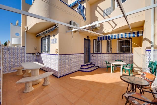 2 soverom Hus til salgs i El Chaparral - La Siesta - La Torreta, Torrevieja med svømmebasseng garasje - € 145 000 (Ref: 9436697)