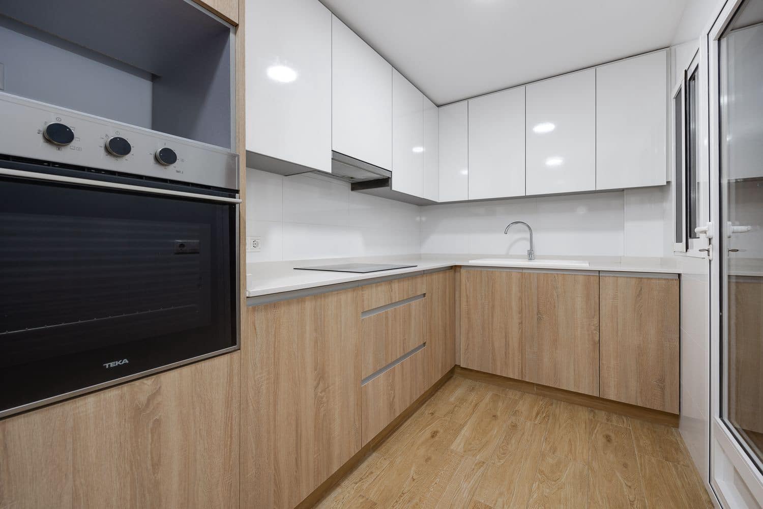 2 makuuhuone Huoneisto myytävänä paikassa Torrevieja mukana 
autotalli - 218 000 € (Ref: 9439482)