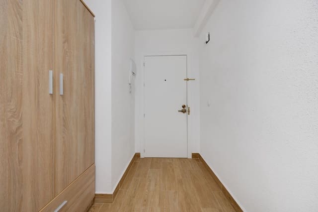 2 makuuhuone Huoneisto myytävänä paikassa Playa del Cura, Torrevieja mukana 
autotalli - 218 000 € (Ref: 9439482)