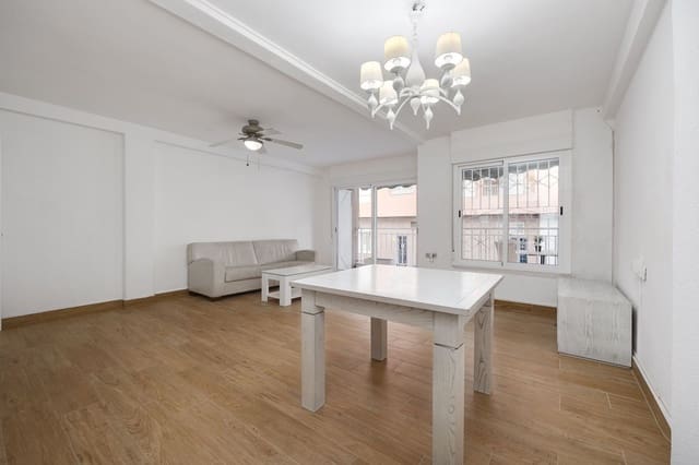 2 makuuhuone Huoneisto myytävänä paikassa Playa del Cura, Torrevieja mukana 
autotalli - 218 000 € (Ref: 9439482)