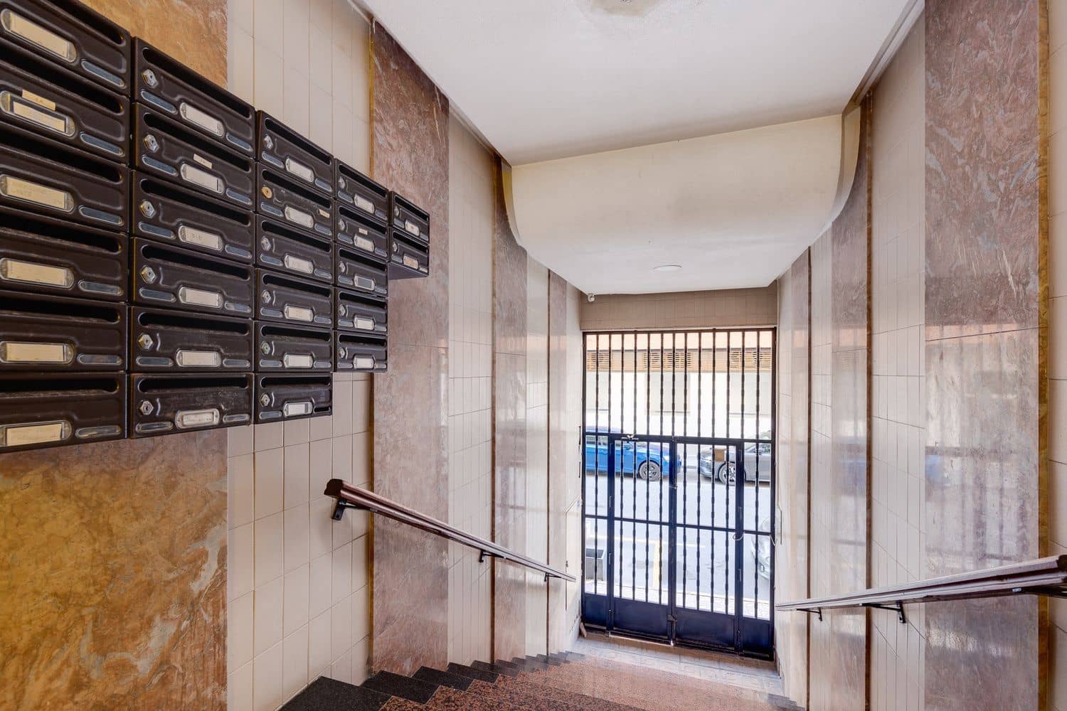 2 makuuhuone Huoneisto myytävänä paikassa Torrevieja mukana 
autotalli - 218 000 € (Ref: 9439482)