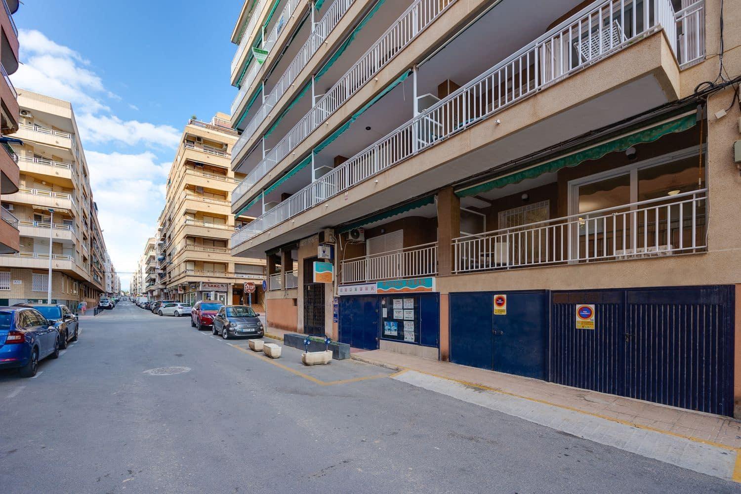 2 makuuhuone Huoneisto myytävänä paikassa Torrevieja mukana 
autotalli - 218 000 € (Ref: 9439482)