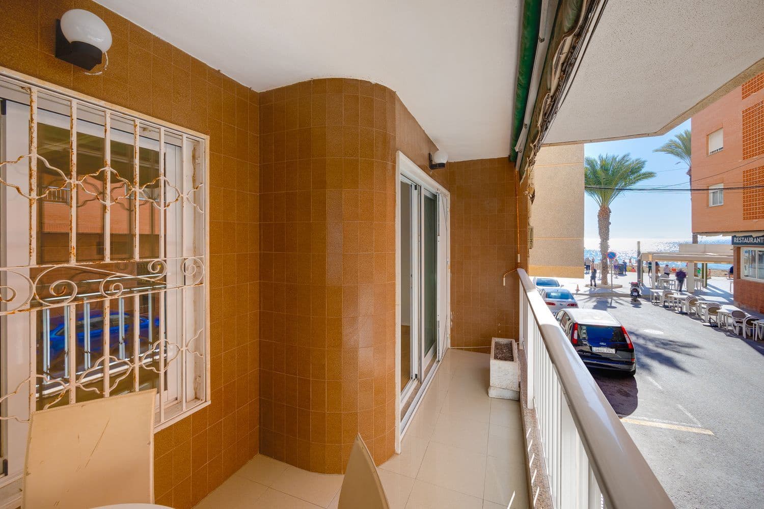 2 Zimmer Apartment zu verkaufen in Torrevieja mit Garage - 218.000 € (Ref: 9439482)