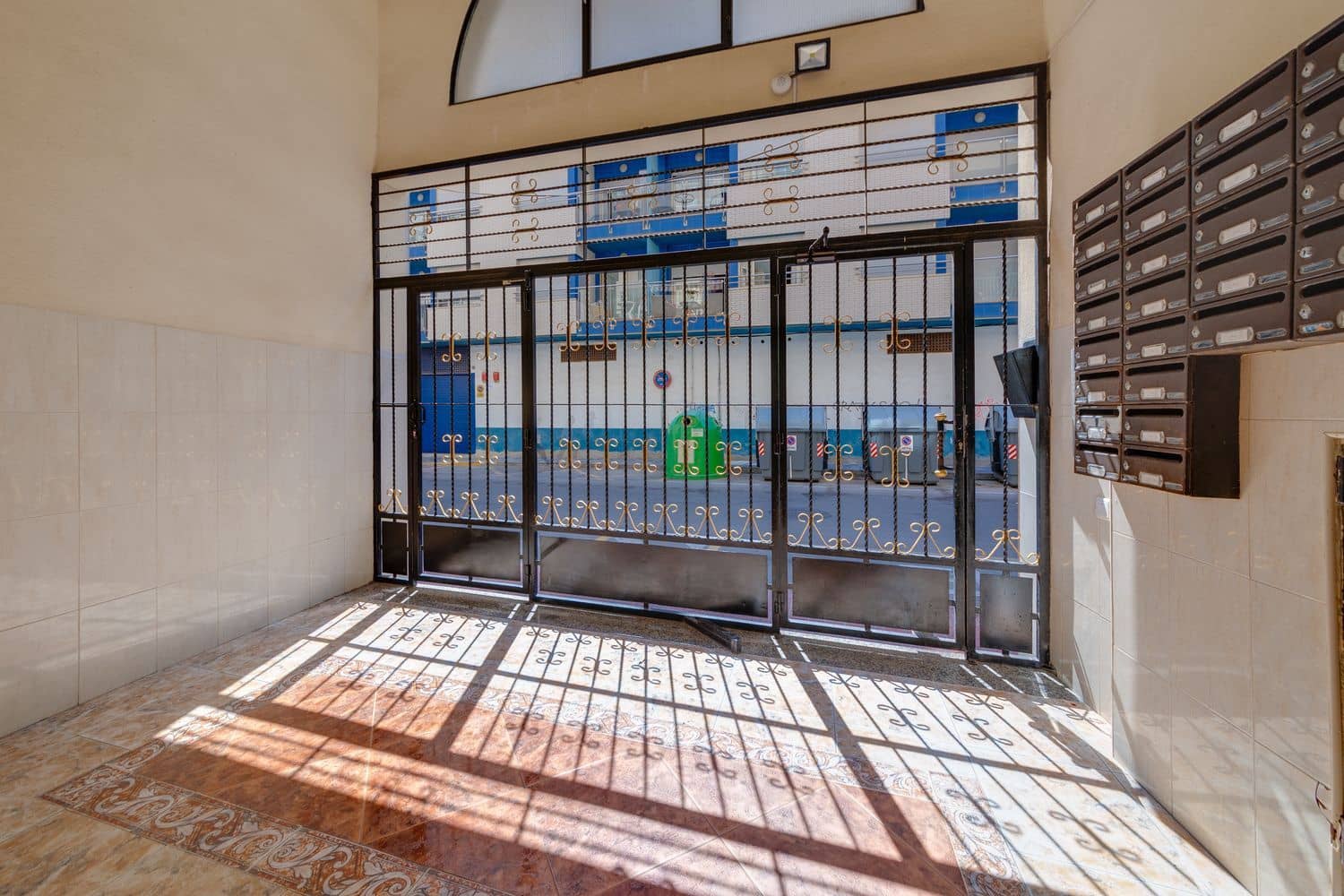 3 chambre Appartement à vendre à Torrevieja avec garage - 174 000 € (Ref: 9448610)