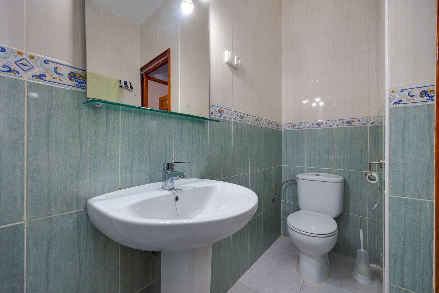 2 makuuhuone Omakotitalo myytävänä paikassa Torrevieja mukana uima-altaan 
autotalli - 138 000 € (Ref: 9452577)