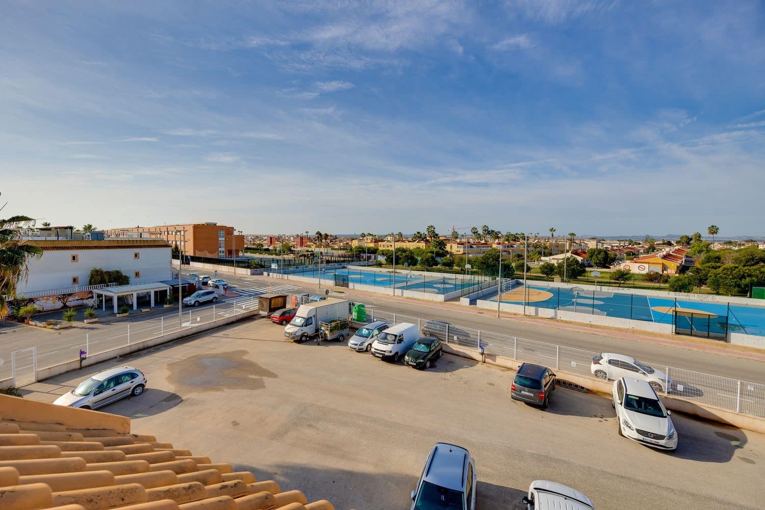 2 soverom Hus til salgs i Torrevieja med svømmebasseng garasje - € 129 000 (Ref: 9471910)