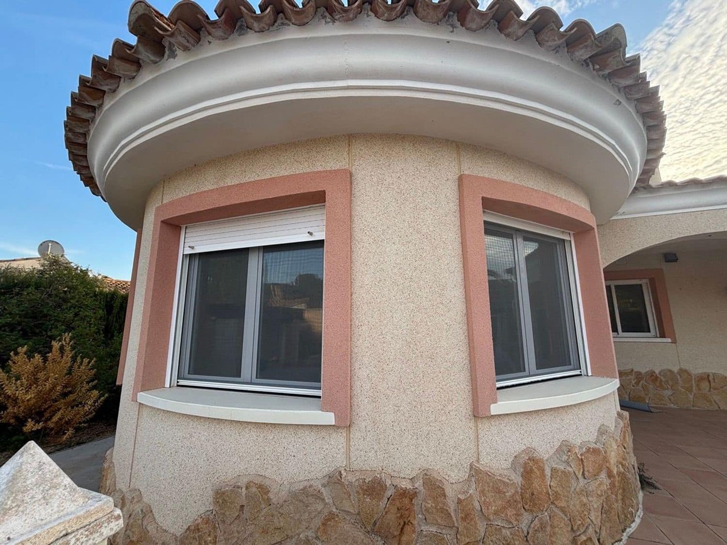 4 soverom Villa til salgs i Busot med svømmebasseng garasje - € 290 000 (Ref: 9483355)