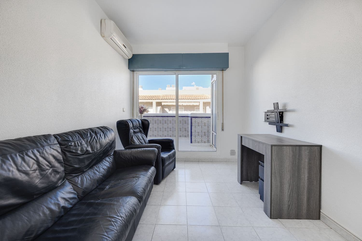 1 quarto Apartamento para venda em Torrevieja com garagem - 109 000 € (Ref: 9503719)