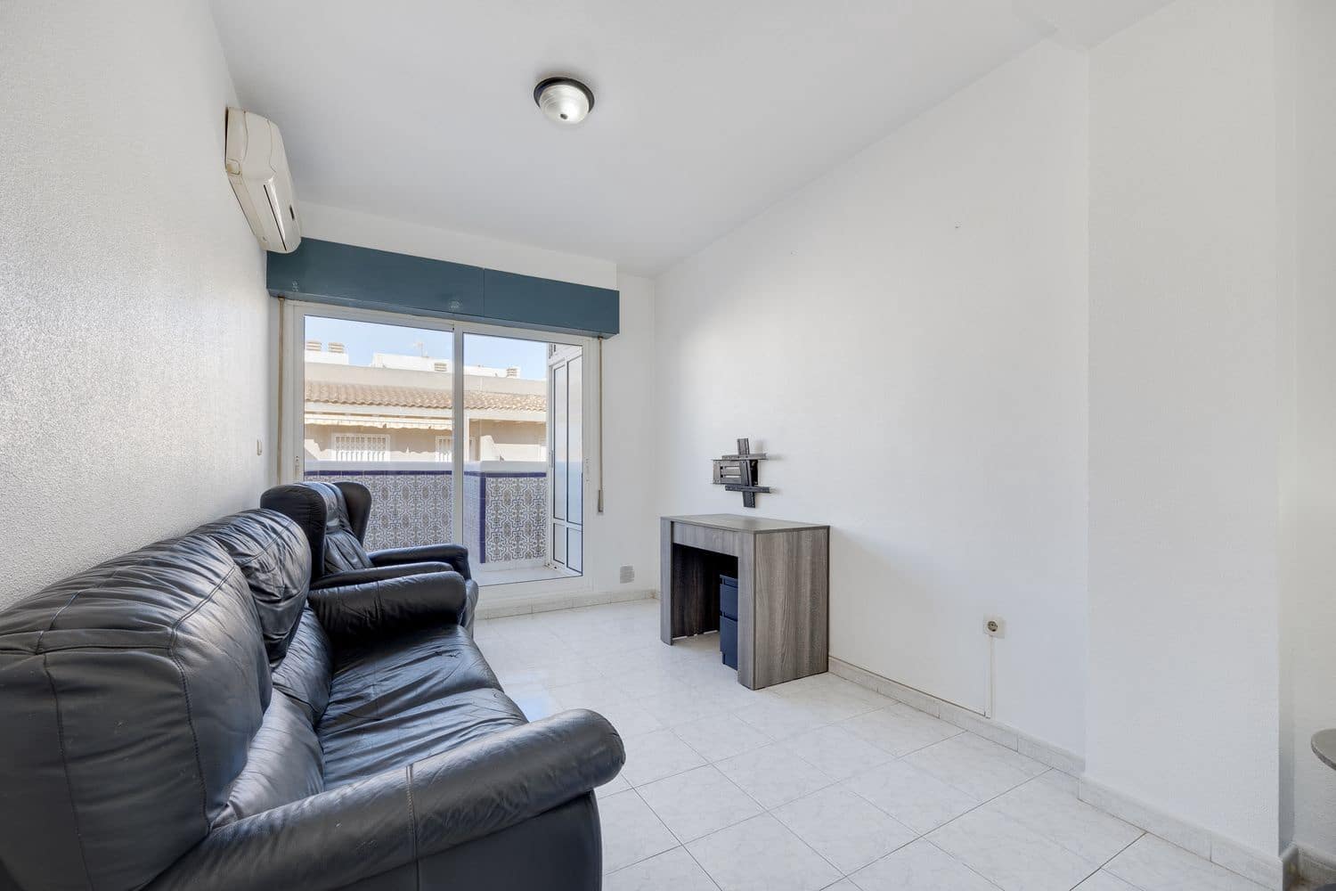 1 quarto Apartamento para venda em Torrevieja com garagem - 109 000 € (Ref: 9503719)