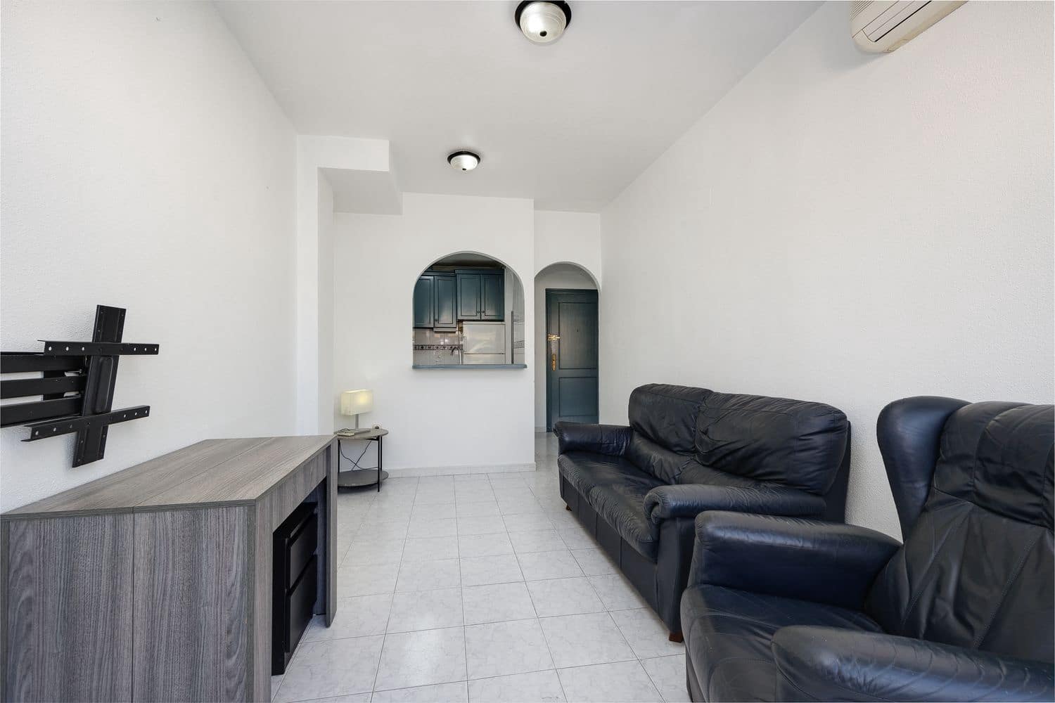 1 quarto Apartamento para venda em Torrevieja com garagem - 109 000 € (Ref: 9503719)