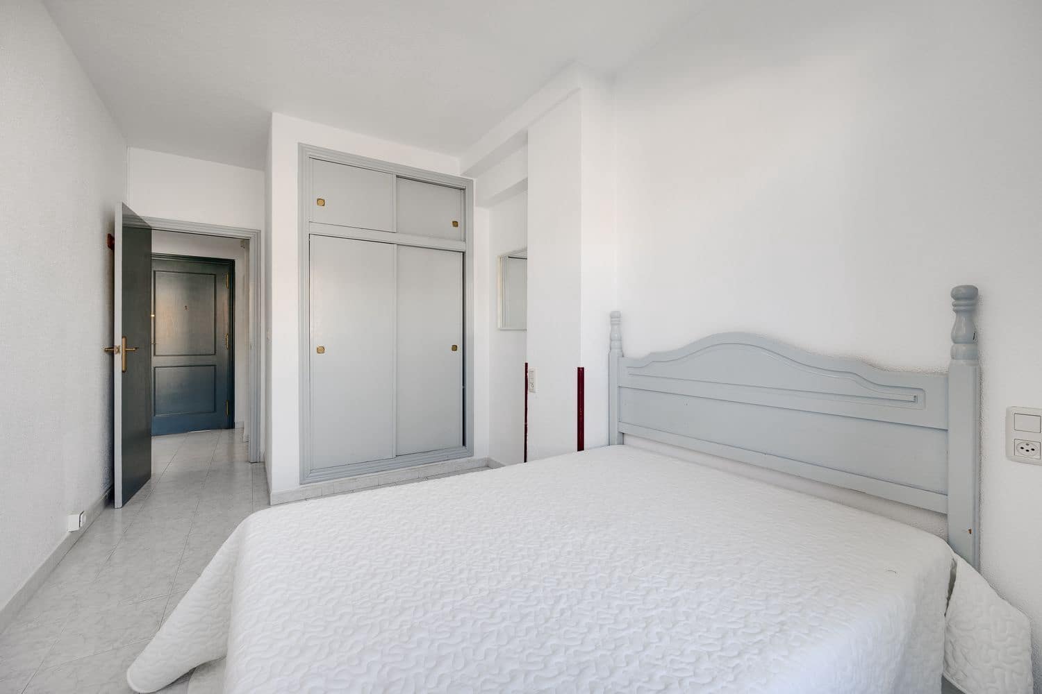 1 quarto Apartamento para venda em Torrevieja com garagem - 109 000 € (Ref: 9503719)