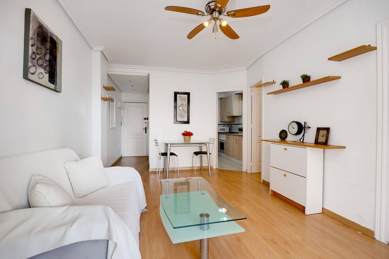 2 soveværelse Lejlighed til salg i Torrevieja med swimmingpool garage - € 159.000 (Ref: 9512041)