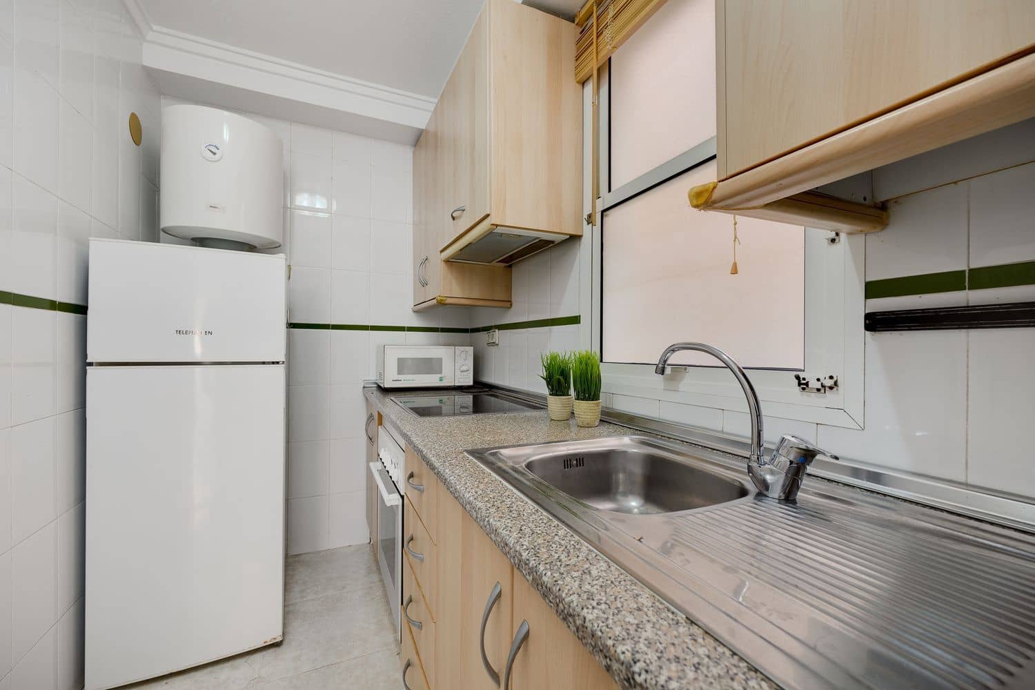 2 soveværelse Lejlighed til salg i Torrevieja med swimmingpool garage - € 159.000 (Ref: 9512041)