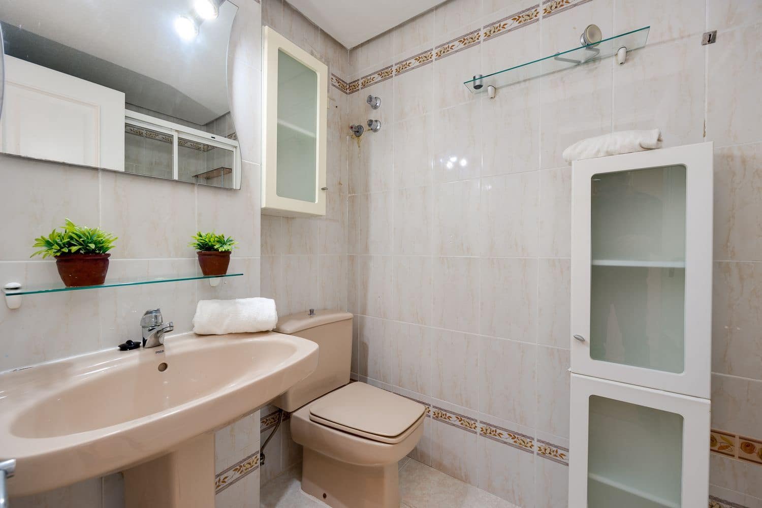 2 soveværelse Lejlighed til salg i Torrevieja med swimmingpool garage - € 159.000 (Ref: 9512041)