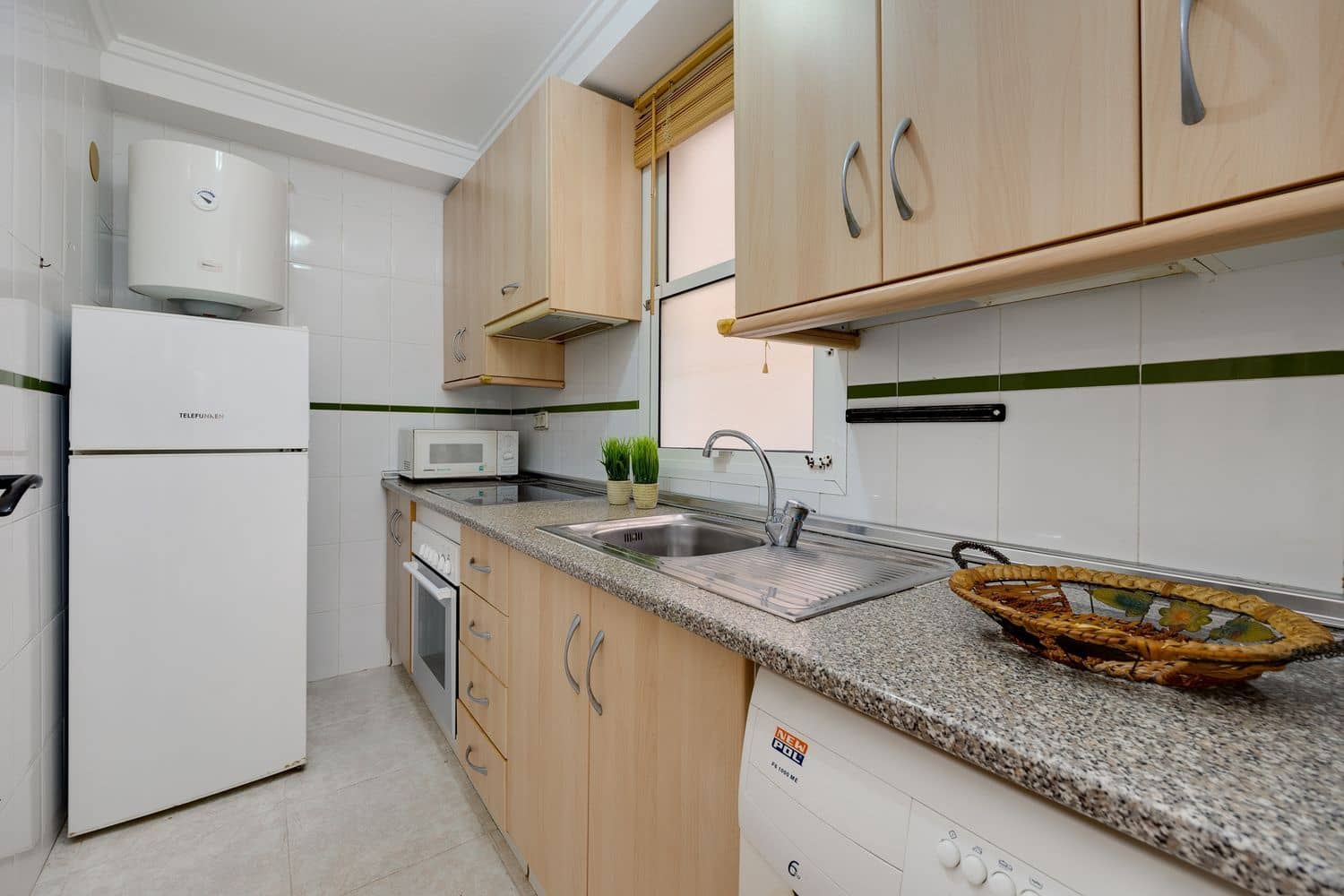 2 soveværelse Lejlighed til salg i Torrevieja med swimmingpool garage - € 159.000 (Ref: 9512041)