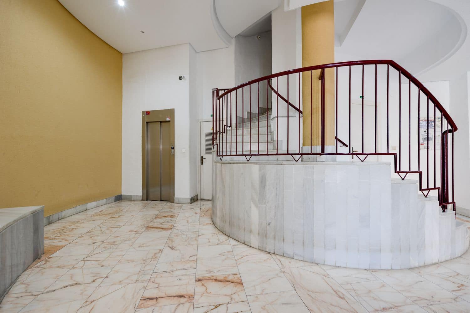 2 soveværelse Lejlighed til salg i Torrevieja med swimmingpool garage - € 159.000 (Ref: 9512041)