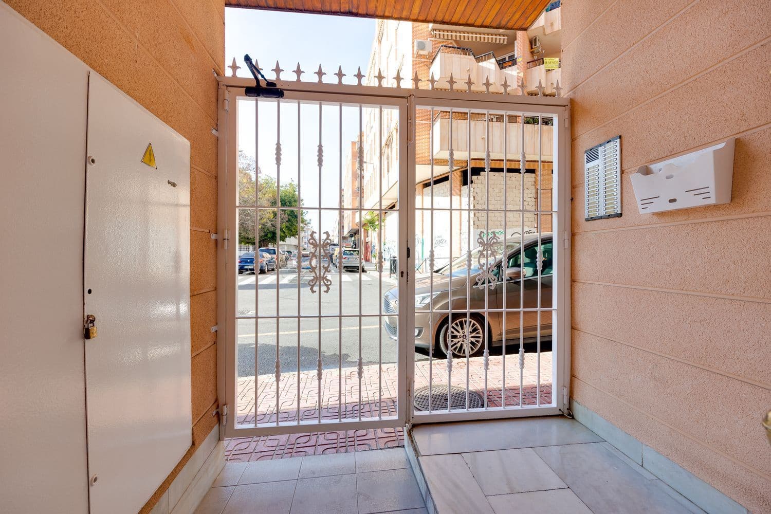 2 soveværelse Lejlighed til salg i Torrevieja med swimmingpool garage - € 159.000 (Ref: 9512041)