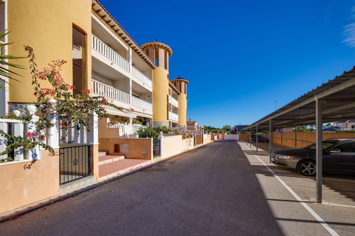 2 chambre Appartement à vendre à Orihuela Costa avec piscine garage - 129 900 € (Ref: 9523932)