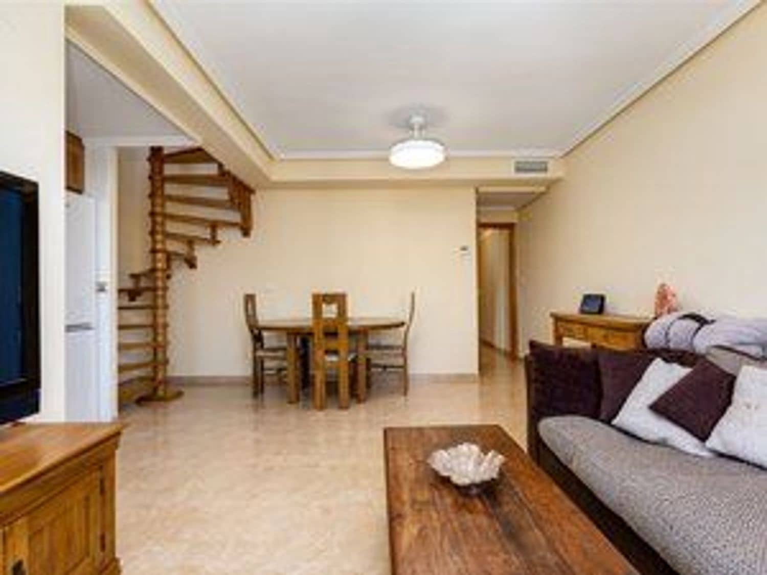 2 slaapkamer Appartement te koop in El Campello met zwembad garage - € 344.900 (Ref: 9525911)