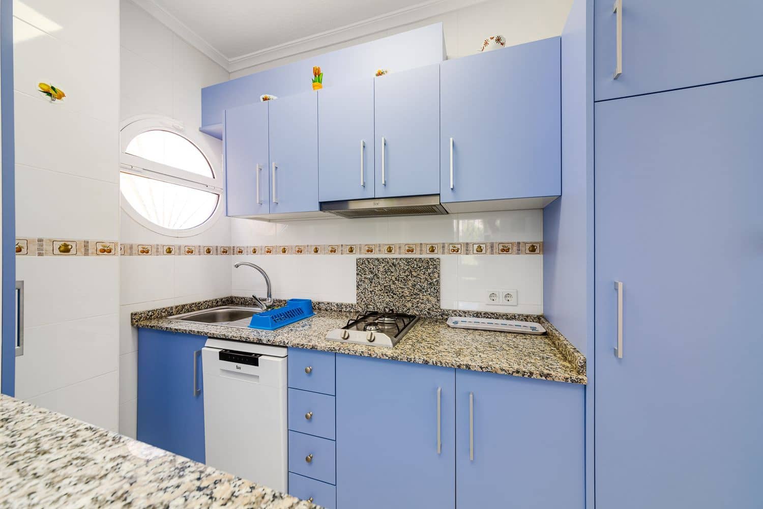 1 bedroom Apartment for sale in Torrevieja with pool garage - € 81,000 (Ref: 9525912)