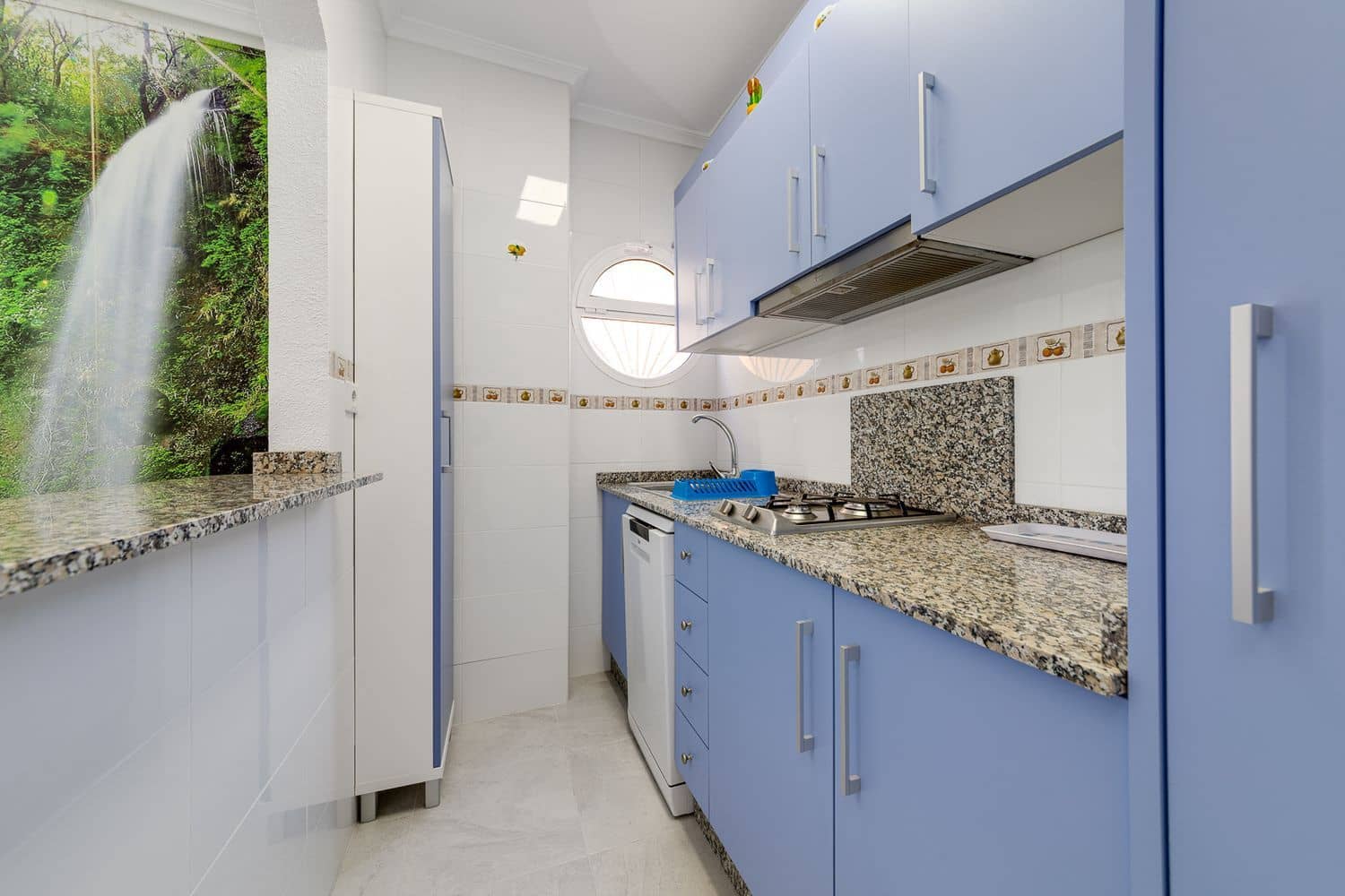 1 bedroom Apartment for sale in Torrevieja with pool garage - € 81,000 (Ref: 9525912)