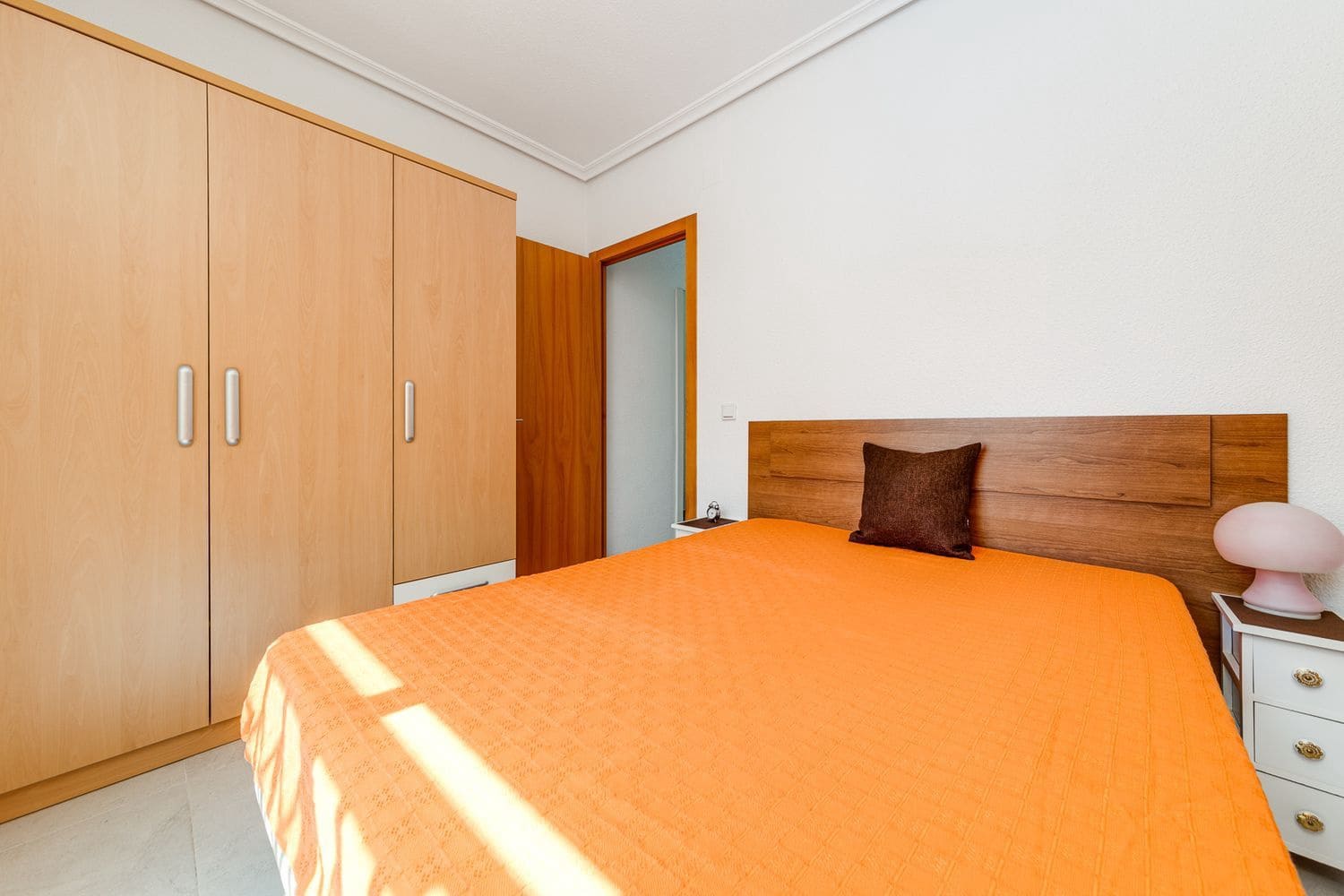 1 bedroom Apartment for sale in Torrevieja with pool garage - € 81,000 (Ref: 9525912)