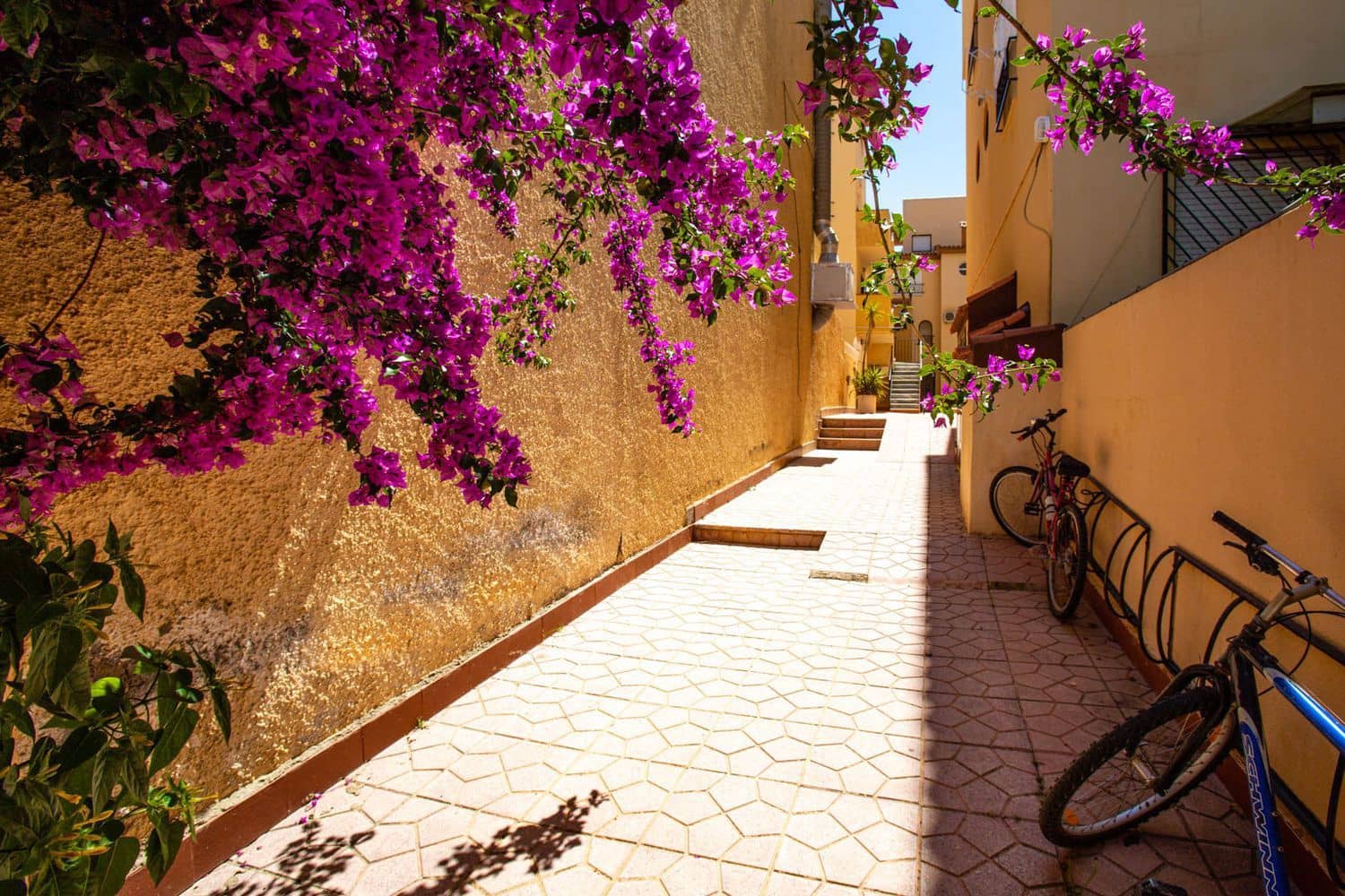 1 bedroom Apartment for sale in Torrevieja with pool garage - € 81,000 (Ref: 9525912)