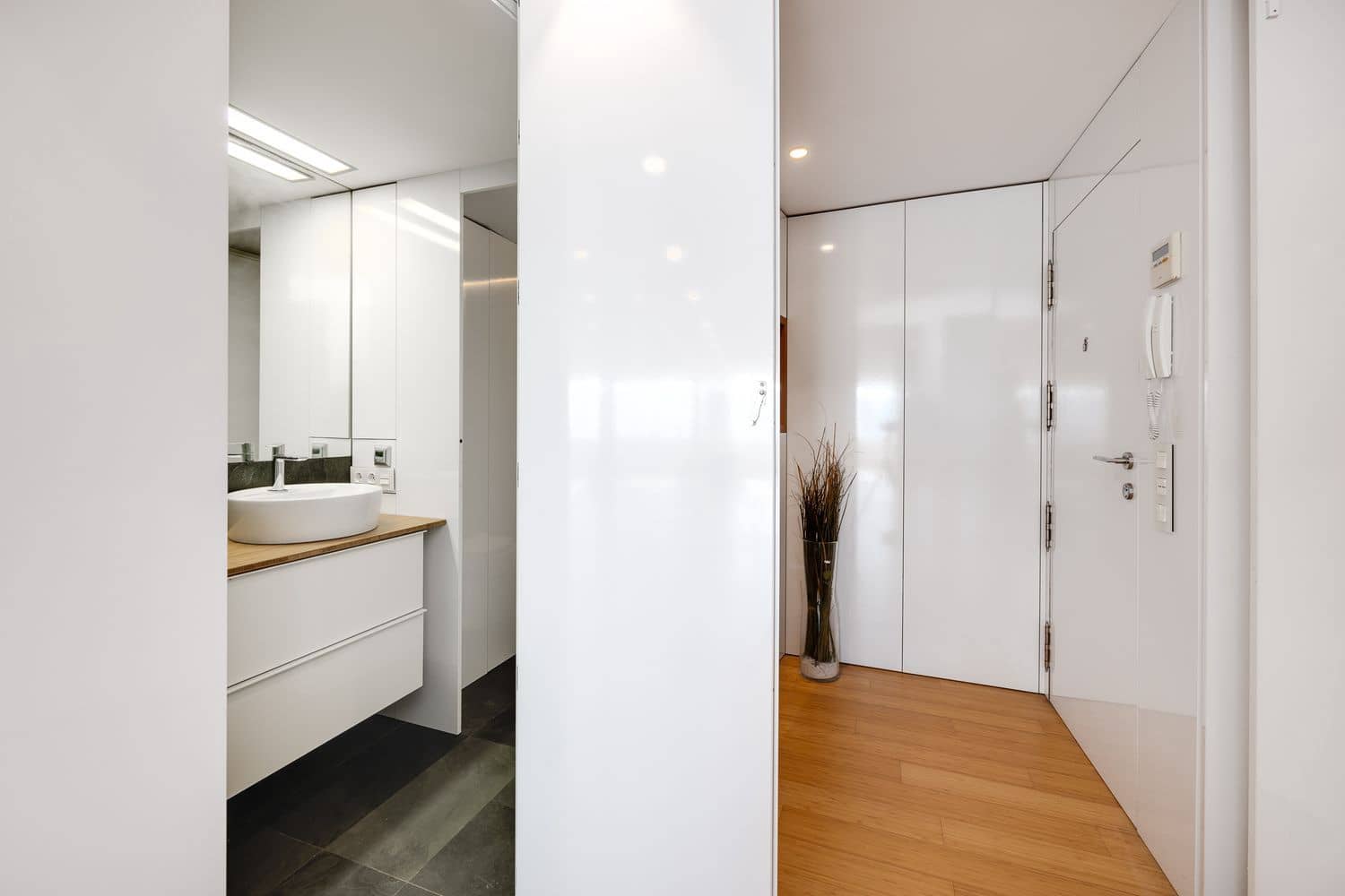 1 bedroom Apartment for sale in Torrevieja with garage - € 167,000 (Ref: 9529241)