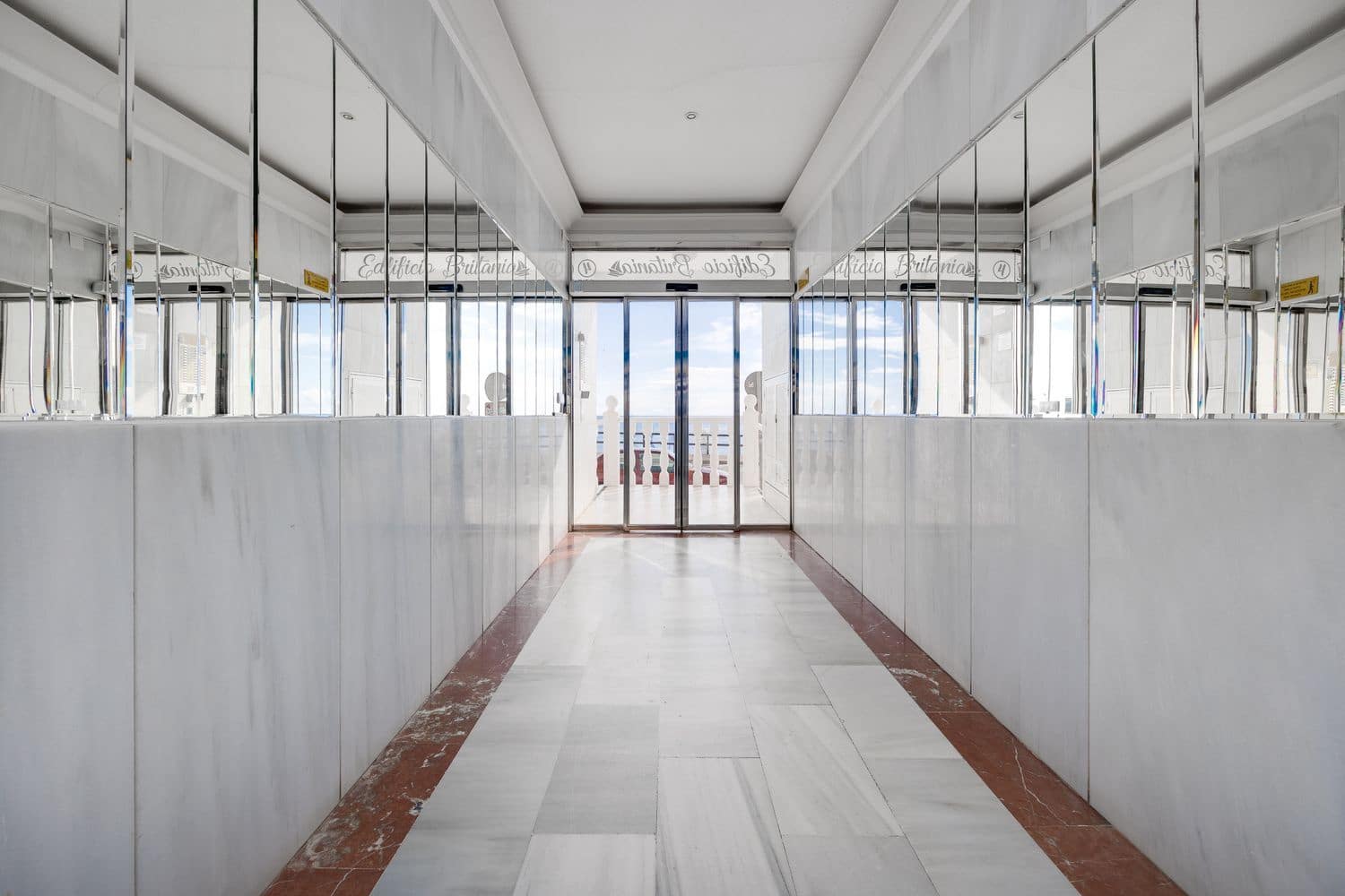 1 bedroom Apartment for sale in Torrevieja with garage - € 167,000 (Ref: 9529241)