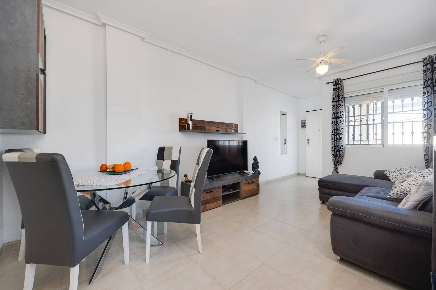 2 chambre Appartement à vendre à Orihuela Costa avec piscine garage - 249 900 € (Ref: 9535407)