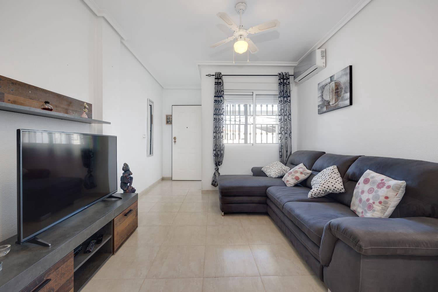 2 chambre Appartement à vendre à Orihuela Costa avec piscine garage - 249 900 € (Ref: 9535407)