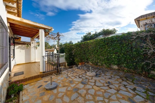 Casa de 2 habitaciones en Los Balcones - Los Altos, Torrevieja en venta con garaje - 173.000 € (Ref: 9536645)