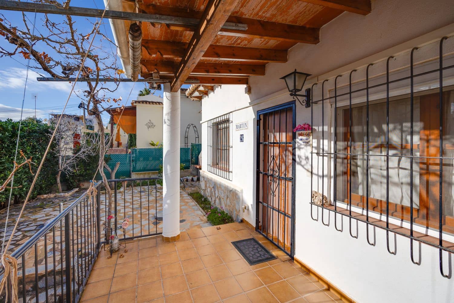 Casa de 2 habitaciones en Torrevieja en venta con garaje - 173.000 € (Ref: 9536645)