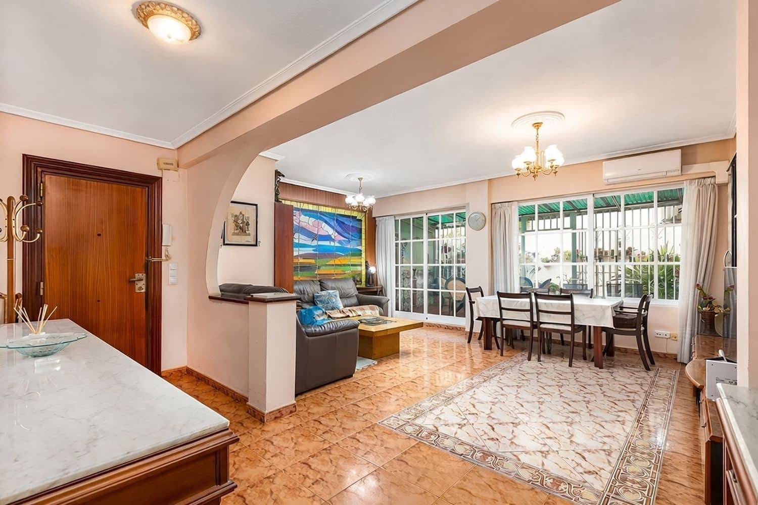 3 soverom Leilighet til salgs i Alicante by med garasje - € 242 000 (Ref: 9547380)