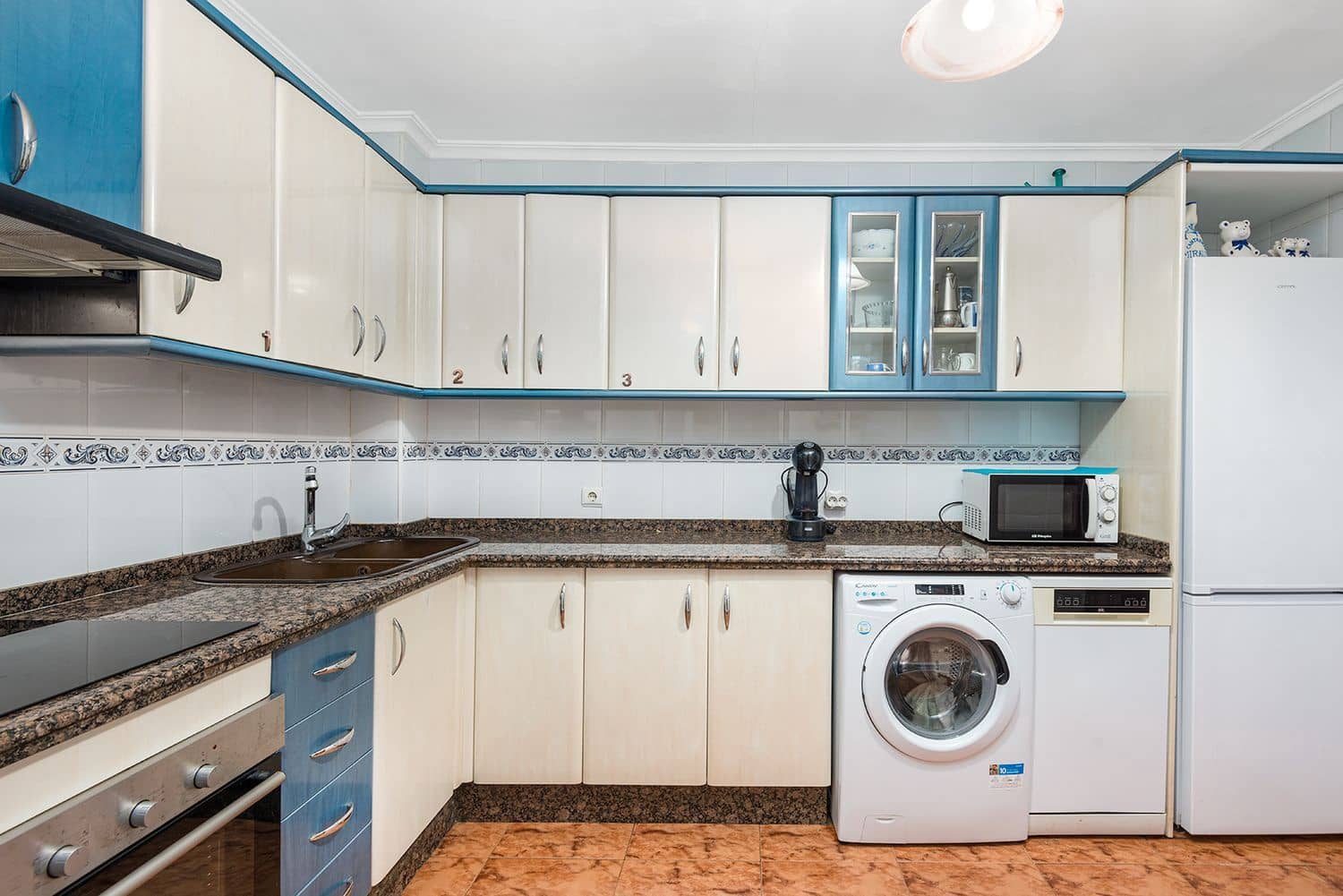 3 soverom Leilighet til salgs i Alicante by med garasje - € 242 000 (Ref: 9547380)