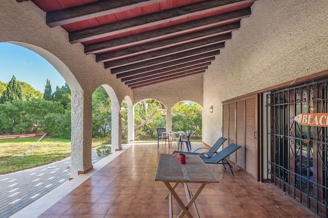 5 quarto Moradia para venda em Punta Prima, Orihuela com garagem - 599 000 € (Ref: 9550797)