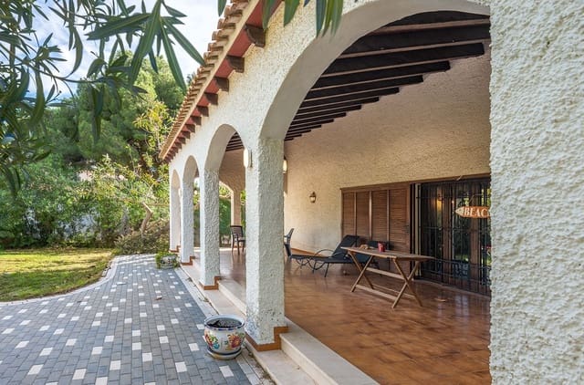 5 quarto Moradia para venda em Punta Prima, Orihuela com garagem - 599 000 € (Ref: 9550797)