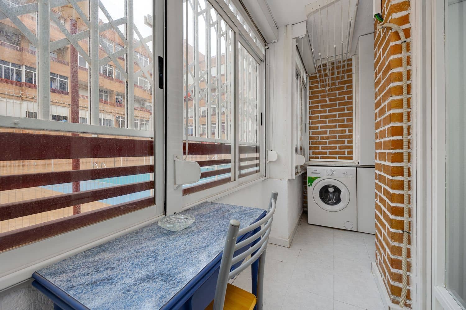 1 makuuhuone Huoneisto myytävänä paikassa Torrevieja mukana uima-altaan 
autotalli - 91 500 € (Ref: 9554368)