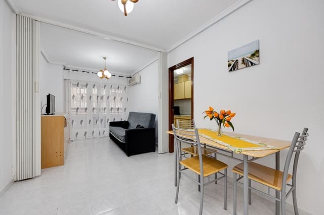 1 makuuhuone Huoneisto myytävänä paikassa El Molino, Torrevieja mukana uima-altaan 
autotalli - 91 500 € (Ref: 9554368)