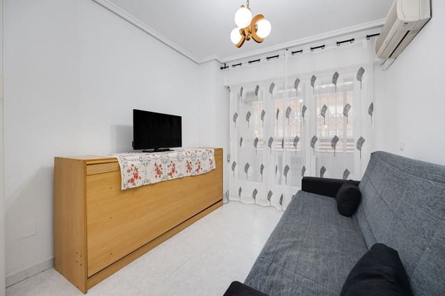 1 makuuhuone Huoneisto myytävänä paikassa El Molino, Torrevieja mukana uima-altaan 
autotalli - 91 500 € (Ref: 9554368)