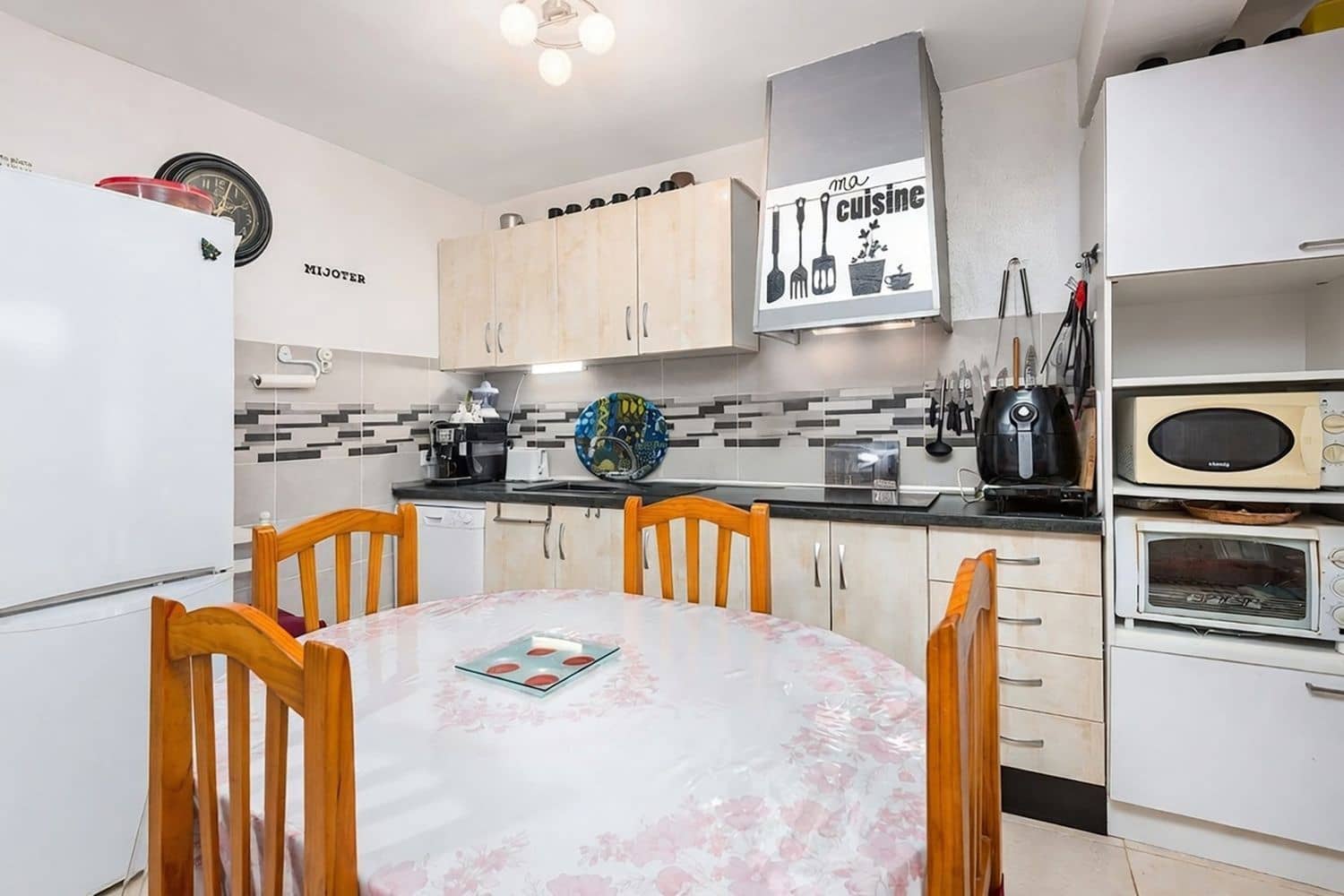 2 soverom Hus til salgs i Torrevieja med garasje - € 128 000 (Ref: 9598526)