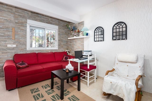 2 soverom Hus til salgs i El Chaparral - La Siesta - La Torreta, Torrevieja med garasje - € 128 000 (Ref: 9598526)