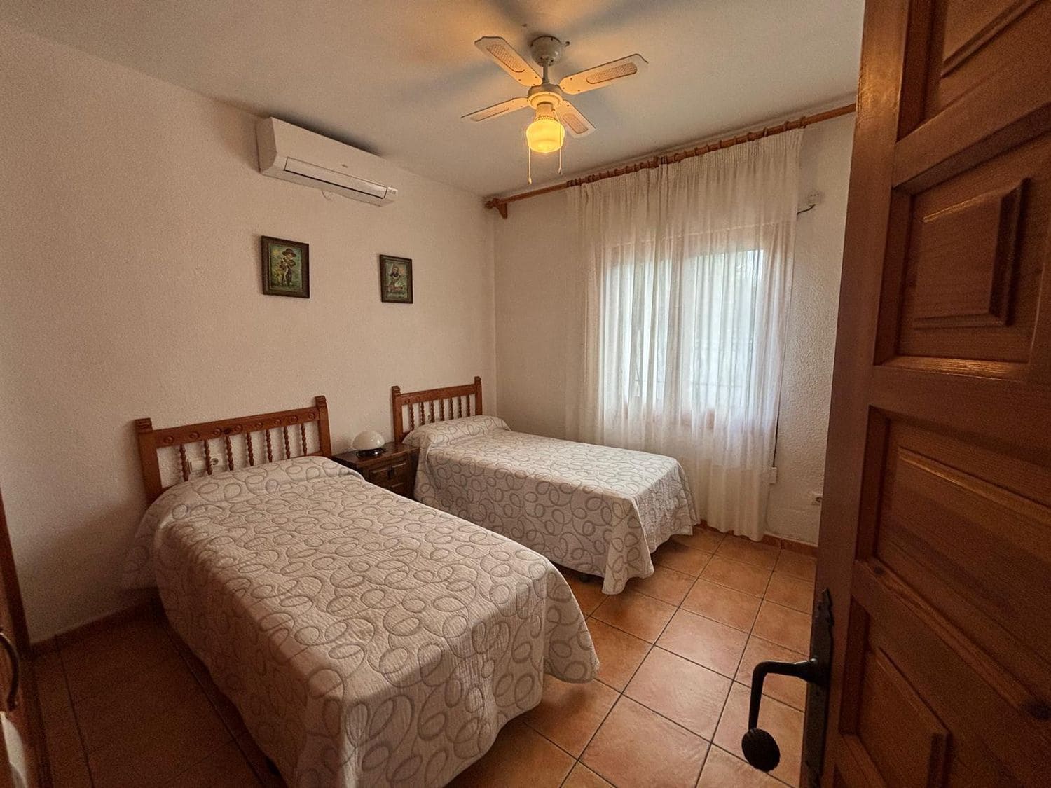 3 slaapkamer Villa te koop in El Campello met zwembad garage - € 550.000 (Ref: 9598527)