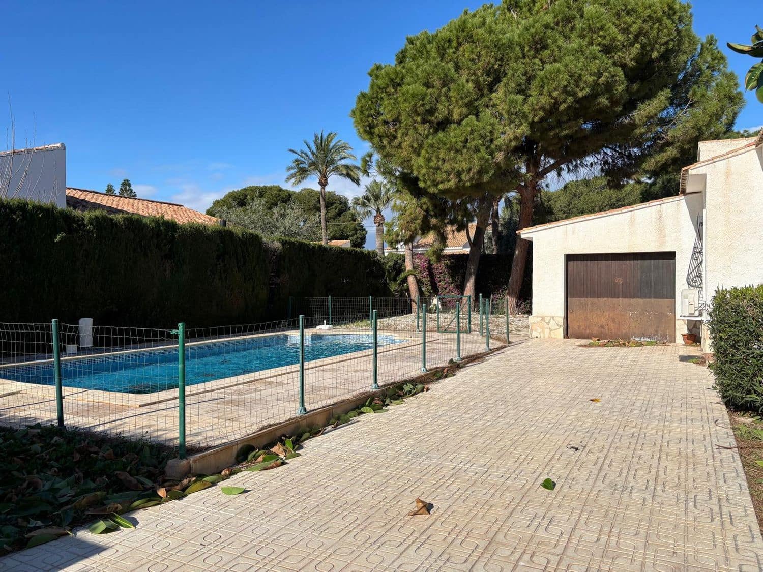 3 slaapkamer Villa te koop in El Campello met zwembad garage - € 550.000 (Ref: 9598527)
