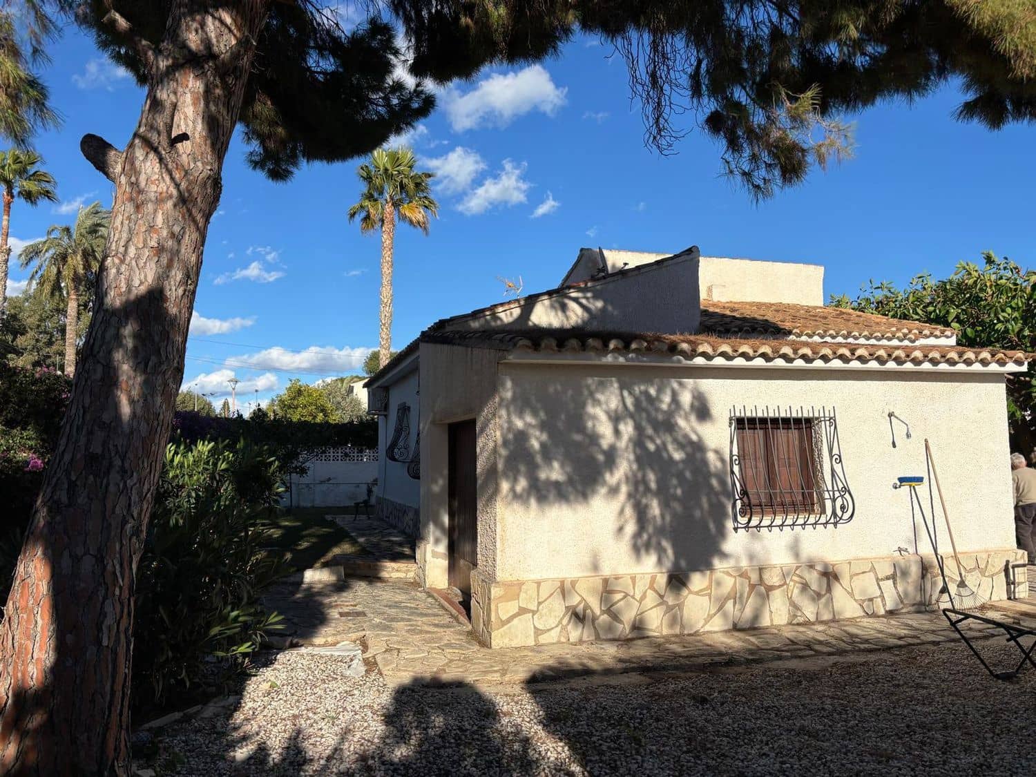 3 slaapkamer Villa te koop in El Campello met zwembad garage - € 550.000 (Ref: 9598527)