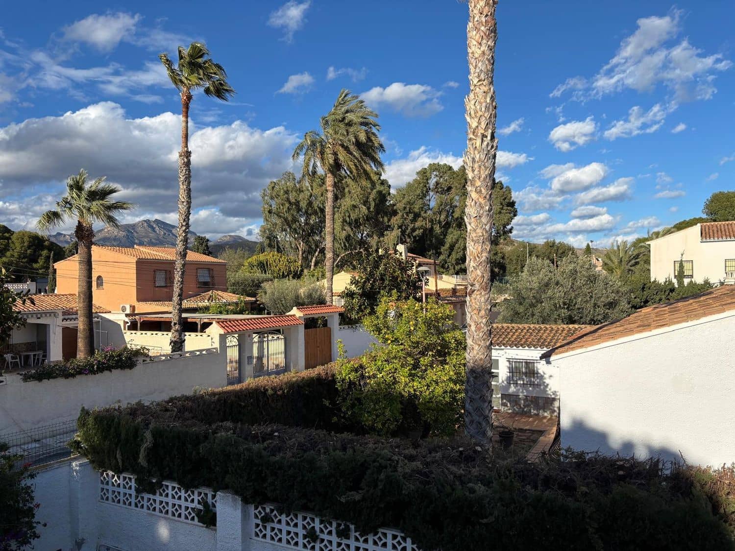 3 slaapkamer Villa te koop in El Campello met zwembad garage - € 550.000 (Ref: 9598527)