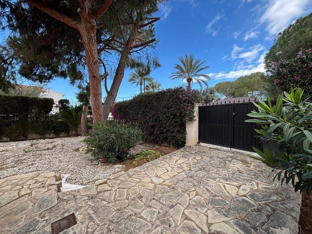 3 slaapkamer Villa te koop in El Campello met zwembad garage - € 550.000 (Ref: 9598527)