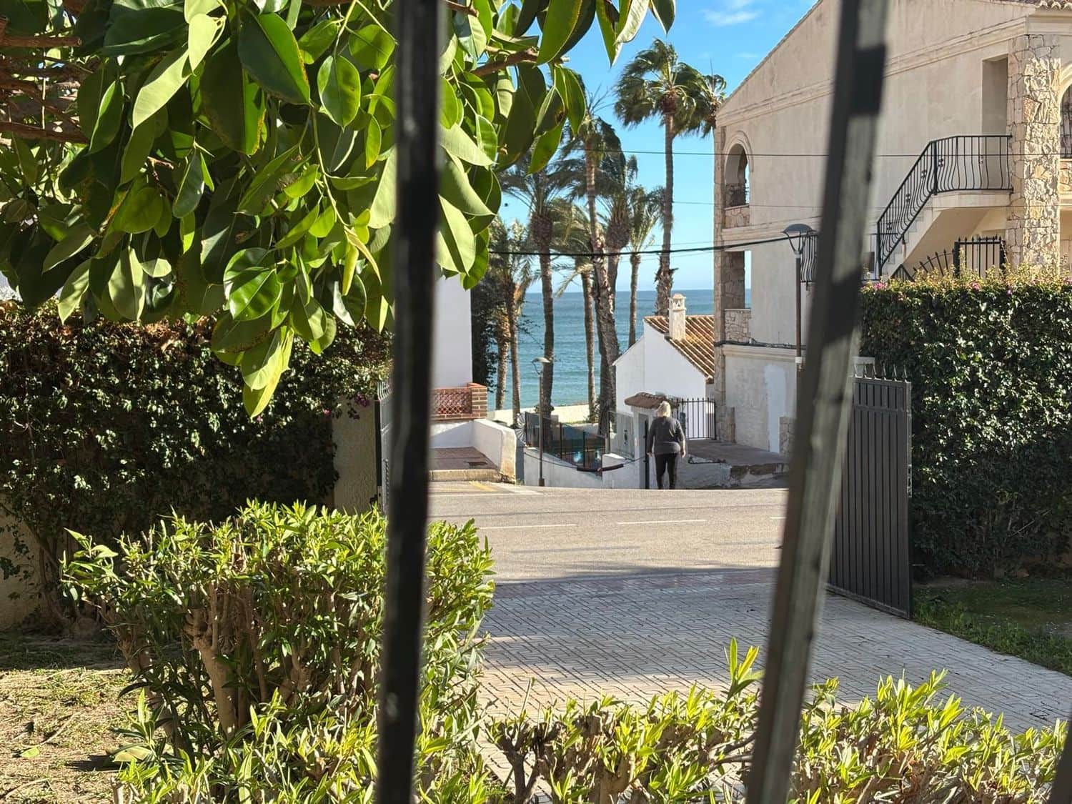 3 slaapkamer Villa te koop in El Campello met zwembad garage - € 550.000 (Ref: 9598527)