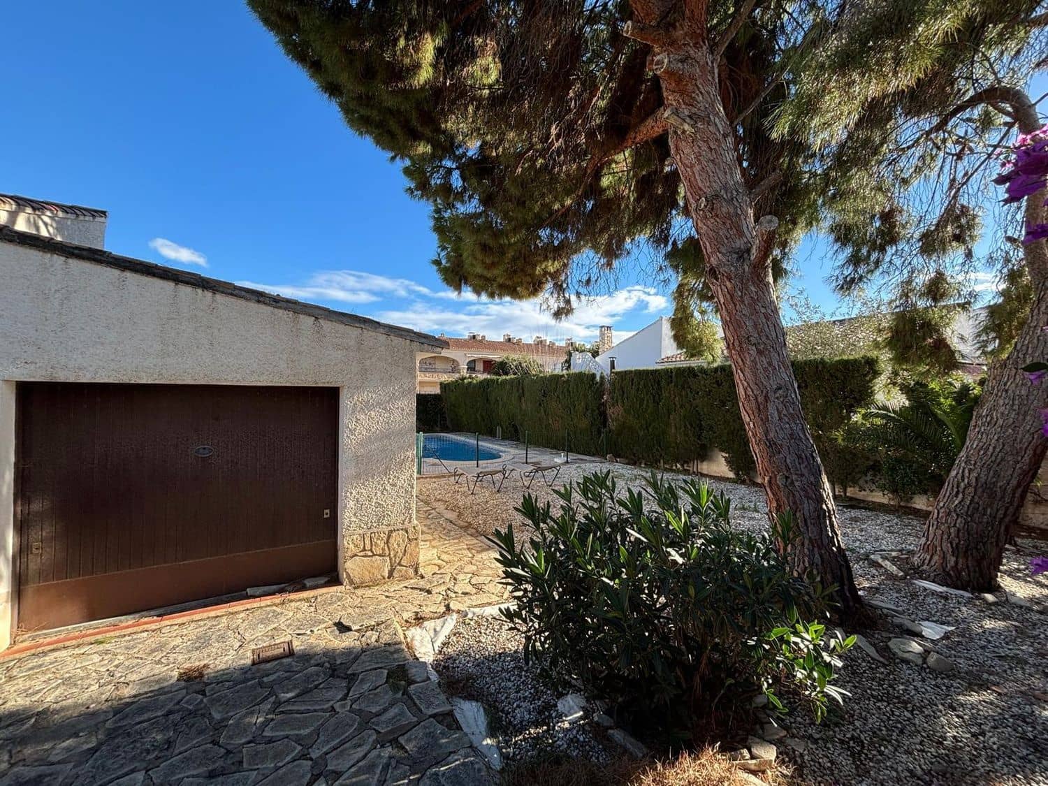 3 slaapkamer Villa te koop in El Campello met zwembad garage - € 550.000 (Ref: 9598527)