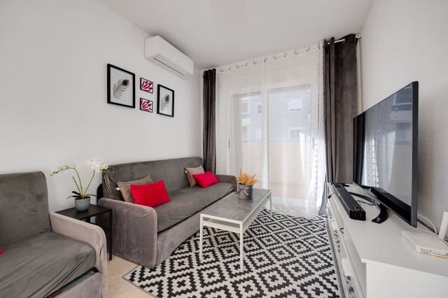 3 bedroom Apartment for sale in Aguas Nuevas, Torrevieja with pool garage - € 160,000 (Ref: 9624226)